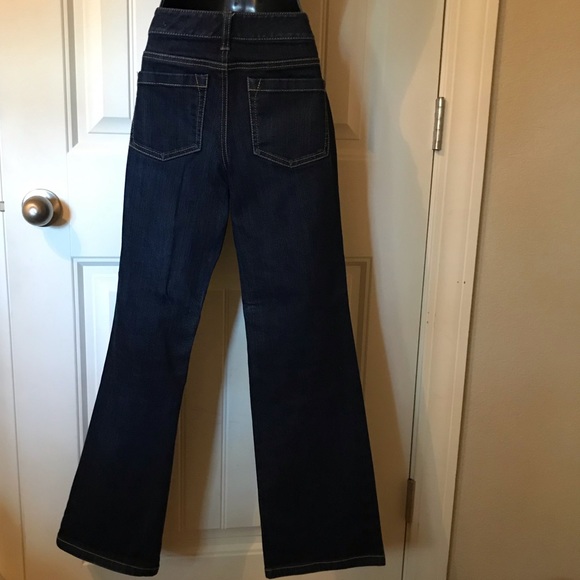 Ann Taylor “Slim Fit Lowder on Waist” Size 0Petite - Picture 2 of 9